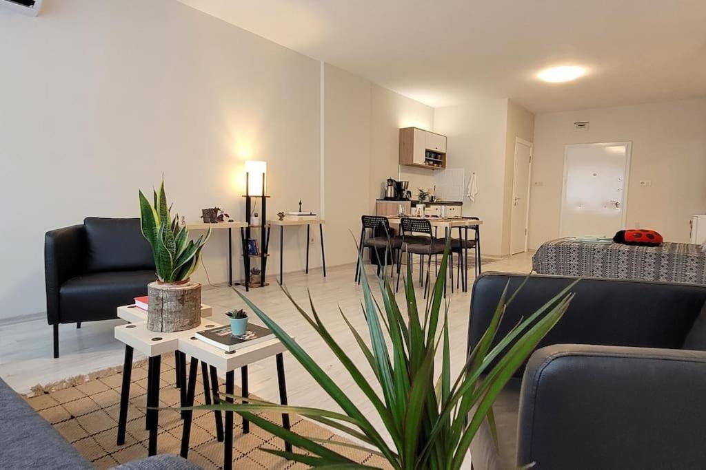 Ferienwohnung New Cosy Studio In The Heart Of Kadikoy Istanbul Exterior foto